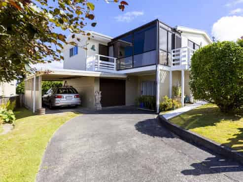 22 Birch Street, Hilltop