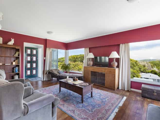 25 Miles Crescent, Newlands