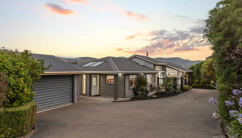 32A Okains Bay Road, Robinsons Bay