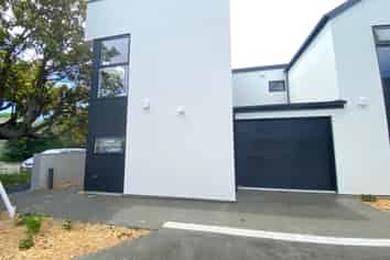 17/130 Holly Road, Saint Albans