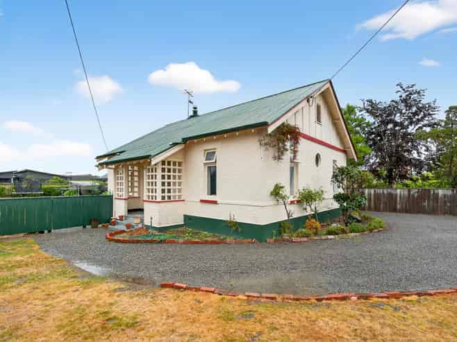 18 Upper Plain Road, Masterton