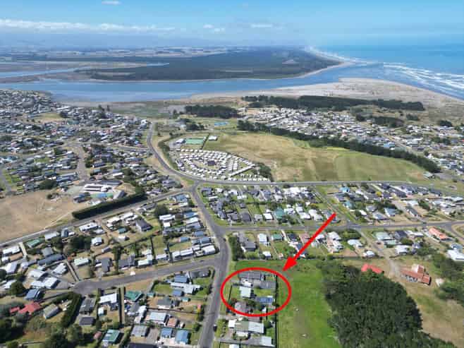 62 Nash Parade, Foxton Beach