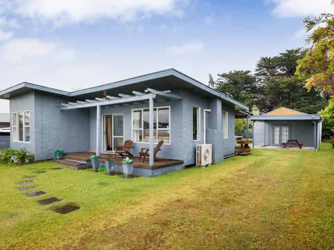 62 Nash Parade, Foxton Beach