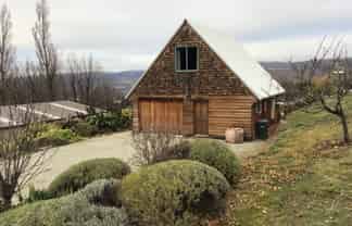 4 Miners Terrace, Bannockburn
