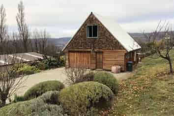 4 Miners Terrace, Bannockburn