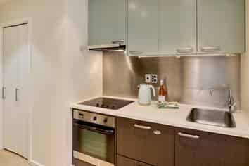 8/182 Wakefield Street, Te Aro