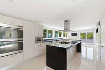 12 Brasch Way, Kaiwharawhara