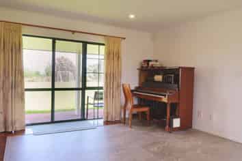 91 Trig Road, Whitford , Howick