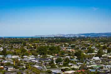 14 Ridgeway Tce, Taradale