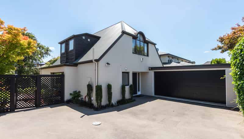 33A McDougall Avenue, Saint Albans