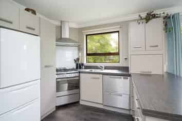 3 Pine Crescent, Hargest