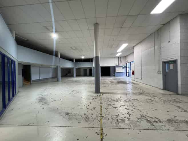 Versatile City Fringe Warehouse – Home Street