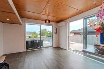 5 Waihurihia Street, Otaki