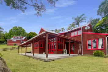 63 O'Neills Road, Swanson