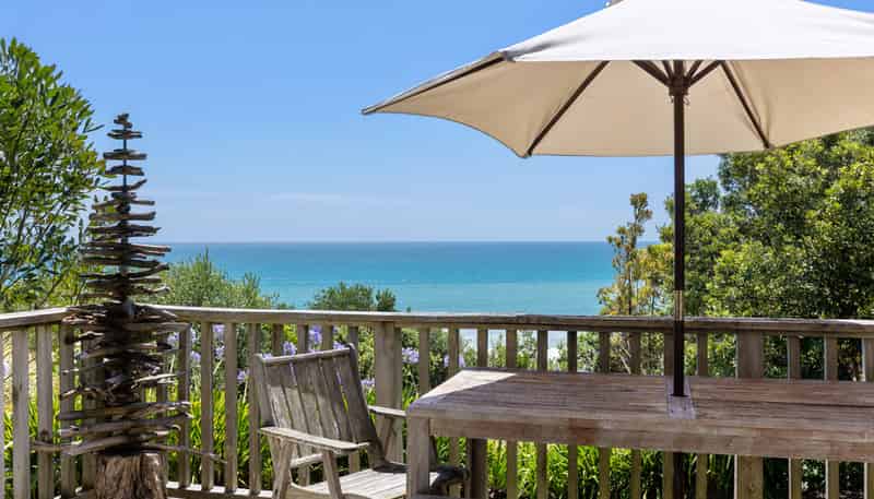 37/30 Beach Road, Waiiti