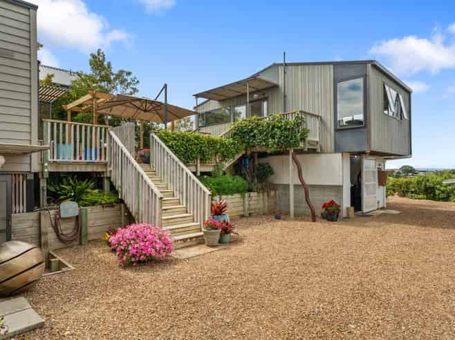 13 Hauraki Road, Oneroa