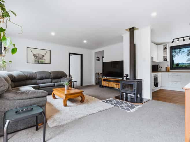 617 River Road, Broadlands Forest