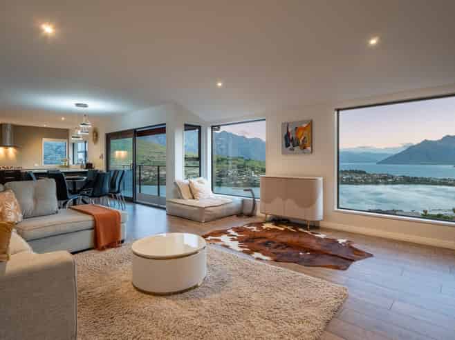 3 Conifer Lane, Queenstown
