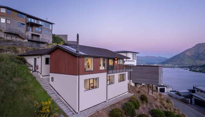 3 Conifer Lane, Queenstown