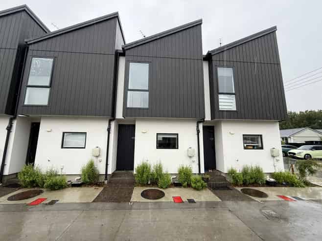 4/349 Cambridge Terrace , Belmont