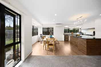 1 Leander Place, Flagstaff