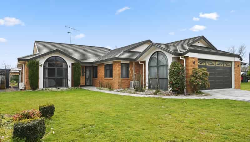 1 Leander Place, Flagstaff