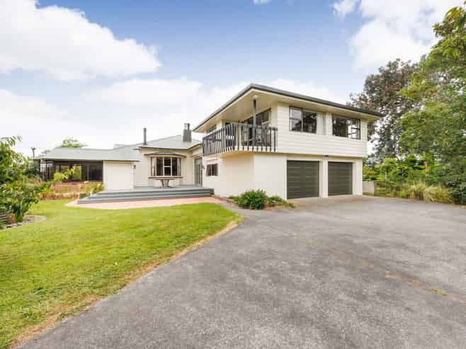 852 Penny Road, Awahuri
