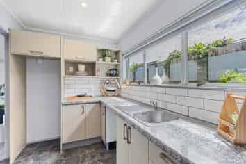 2 Aratapu Street, Waitara