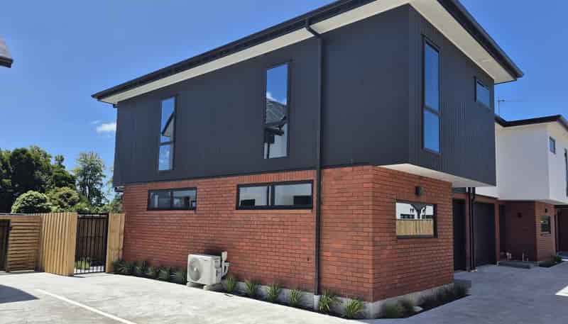 3/200 Main North Road, Redwood