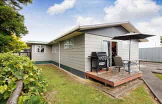  19 Alexandra Street, Marton