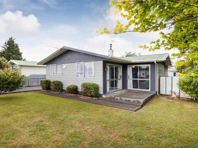  19 Alexandra Street, Marton