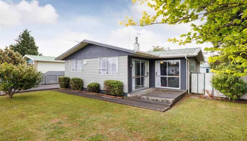 19 Alexandra Street, Marton