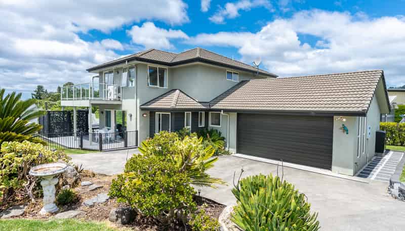 100 Estuary View, Whangamata