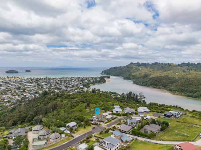 100 Estuary View, Whangamata