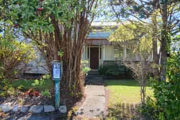 129 Russell Street, Westport