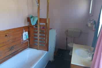 129 Russell Street, Westport