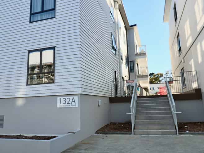 15A/132 Stancombe Road, Flat Bush