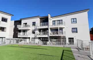 15A/132 Stancombe Road, Flat Bush