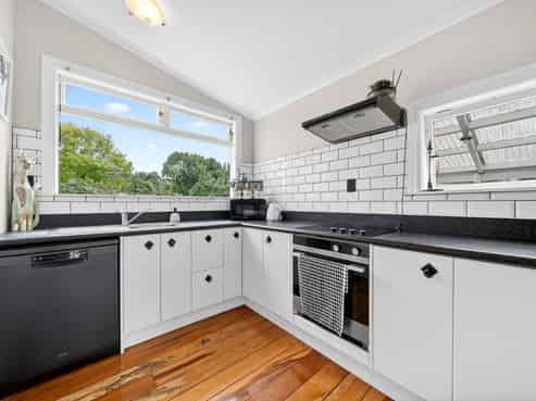 230A Gordon Street, Lansdowne