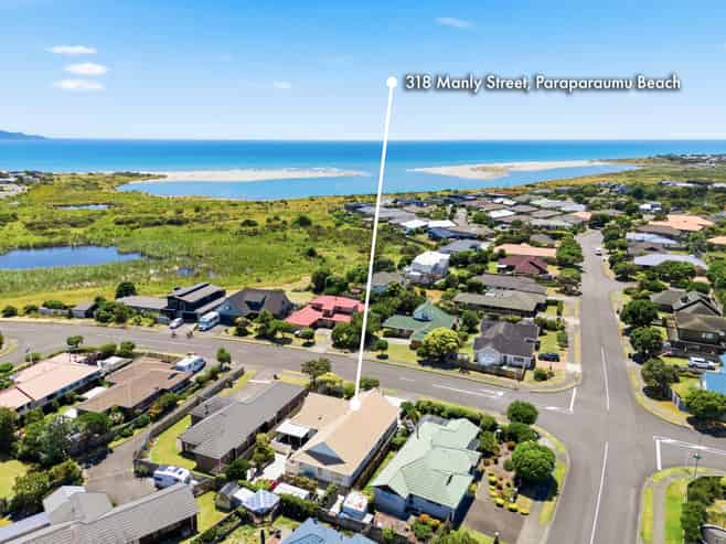 318 Manly Street, Paraparaumu Beach