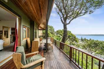 5 Karaka Street, Eastbourne