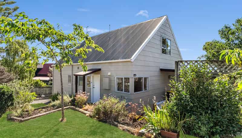 17 Hunter Avenue, Richmond