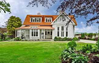 15 Herbert Street, Gladstone