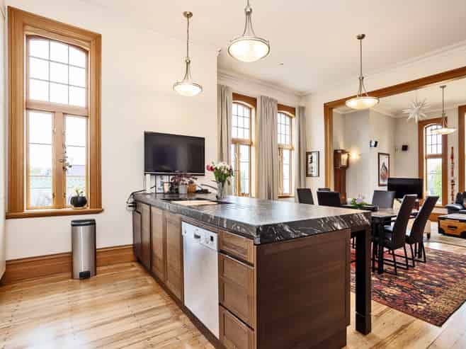 15 Herbert Street, Gladstone