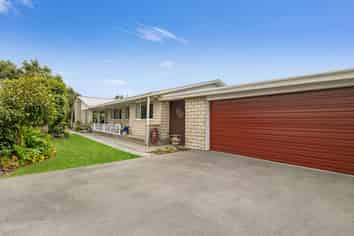 1 Pemberton Drive, Darfield