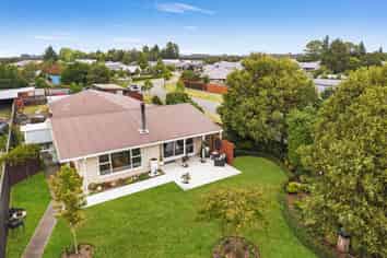 1 Pemberton Drive, Darfield