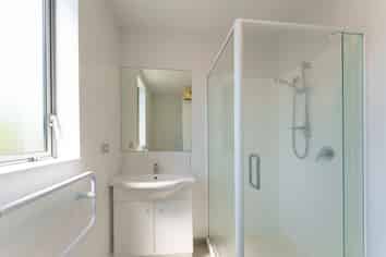 172B Edgeware Road, Saint Albans