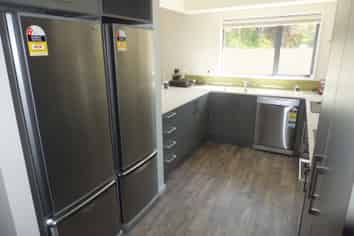 R4/76A Peer St, Upper Riccarton