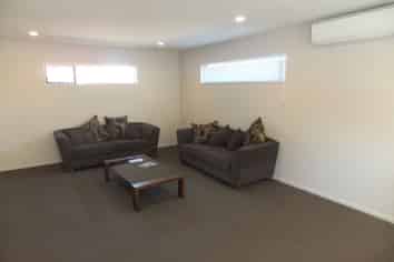 R4/76A Peer St, Upper Riccarton