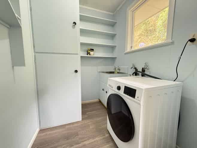 13 Jane Grove, Paparangi